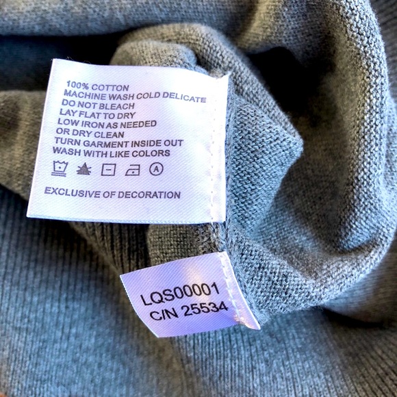 NEW NCAA Sweater Final Four Women’s Basketball - Picture 7 of 15